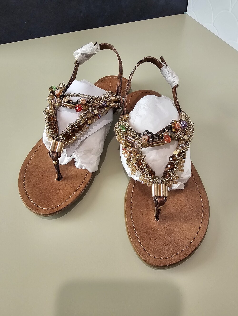 New In Box Zigi Soho Fairy Sandal Brown Size 6M